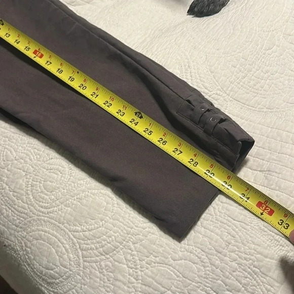 Lee Women's Capris in Dark Gray - Picture 5 of 6